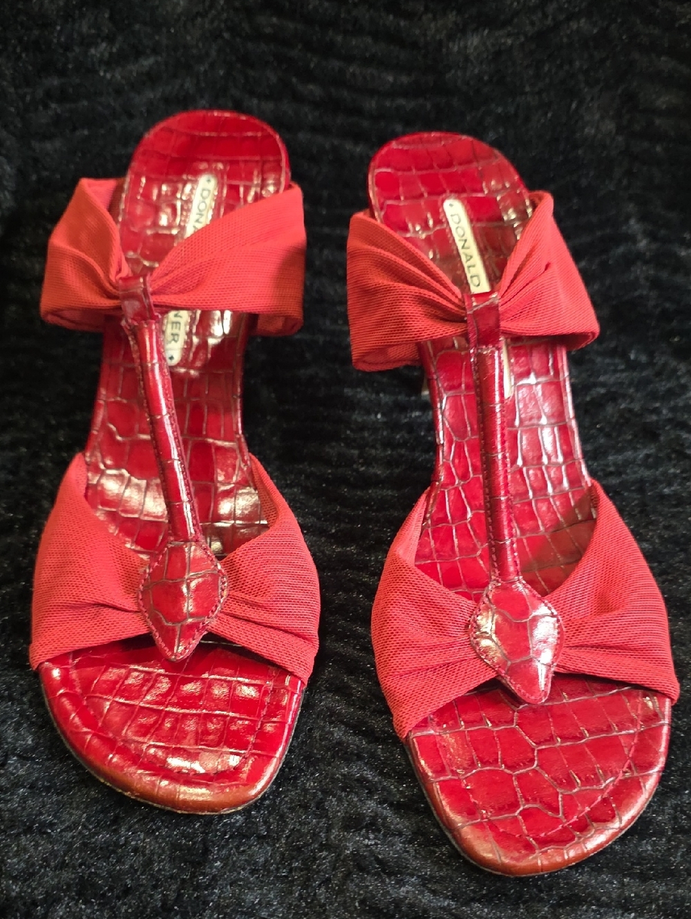 Donald J. Pliner Red Croc-Embossed T-Strap Bow Sandals